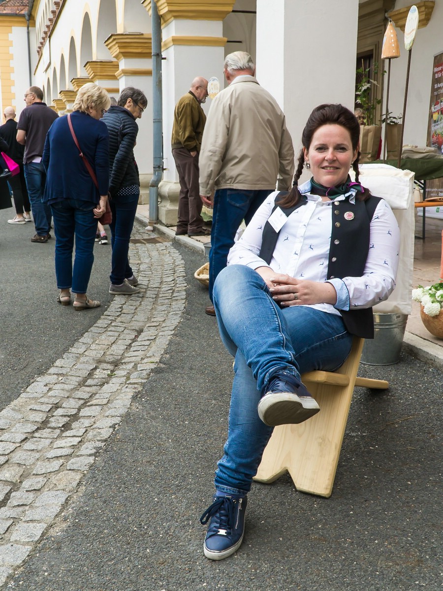O Fotomagazin / Gartentage im Stift Reichesberg 2017 / Wappenstuhl